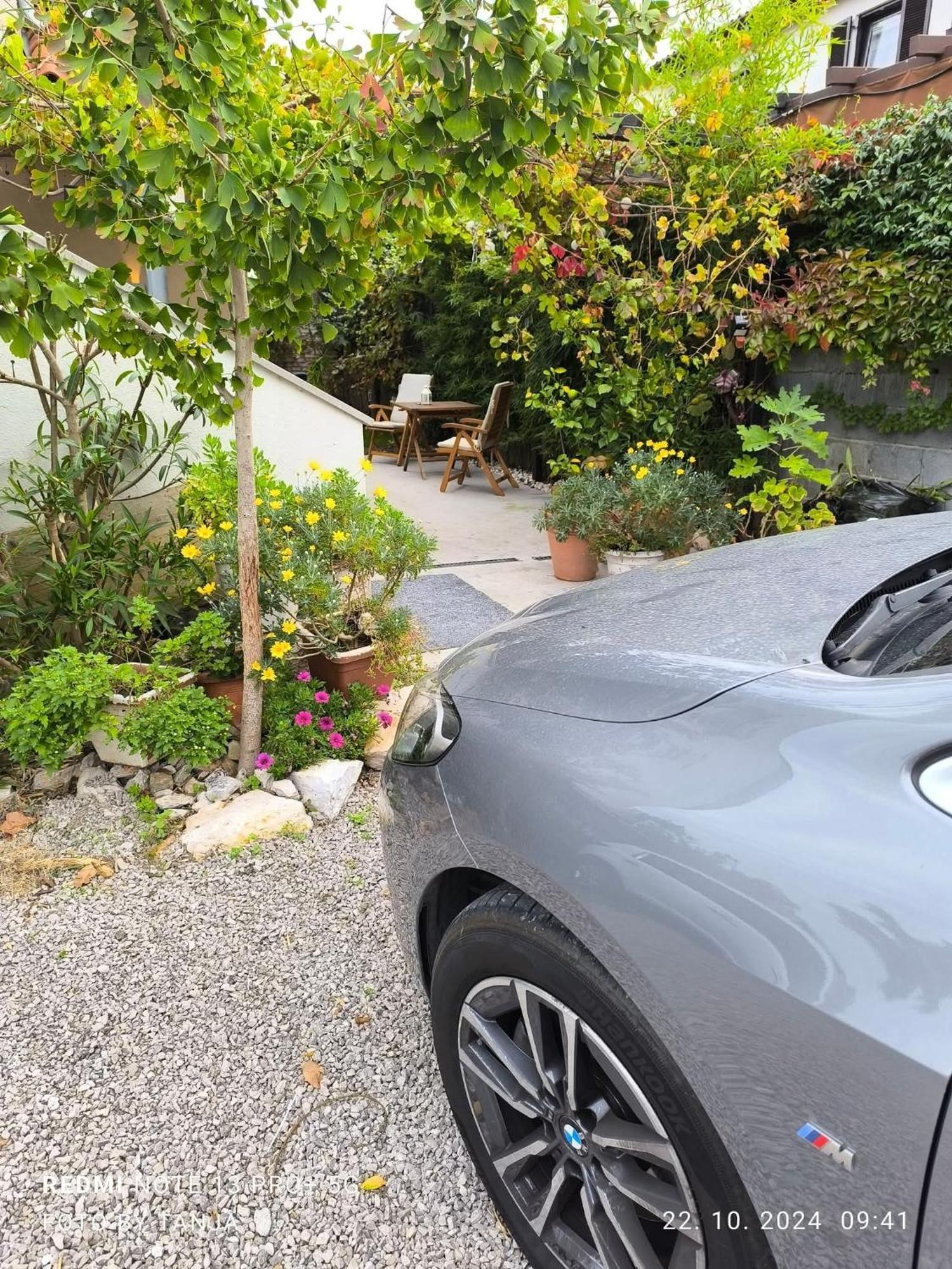 Apartma Rea Izola, Pergola & Terassa, Parking Exterior photo